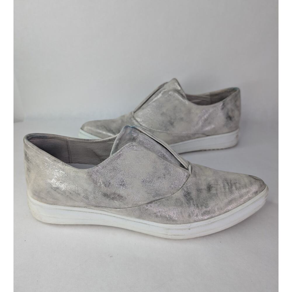 Fred Segal Feet Silver Leather Pointed Womens Size 40 US 9 Slip On Sneaker Shoe